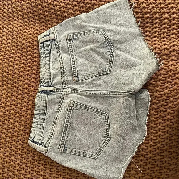 NWT FRAME Women's Le Grand Garcon Shorts - Picture 2 of 5